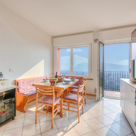 Lake View Dom-Us Apartment - Happy Rentals ريفا ديل غاردا المظهر الخارجي الصورة